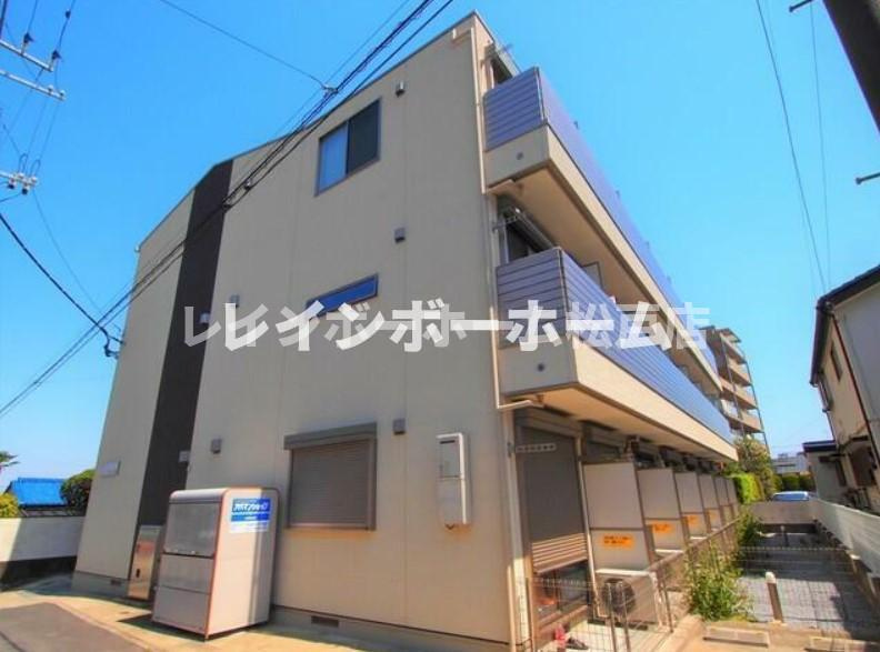 フラット柏の外観|おしゃれな外観です