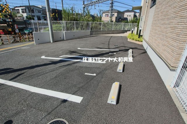 フェリーチェの駐車場