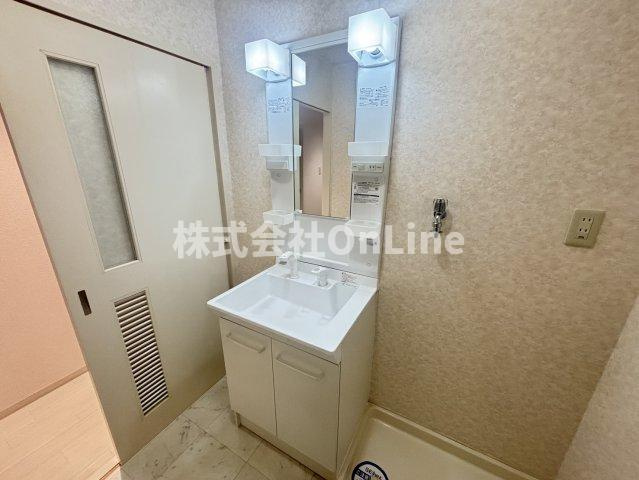 グランドゥール緑ヶ丘の独立洗面台