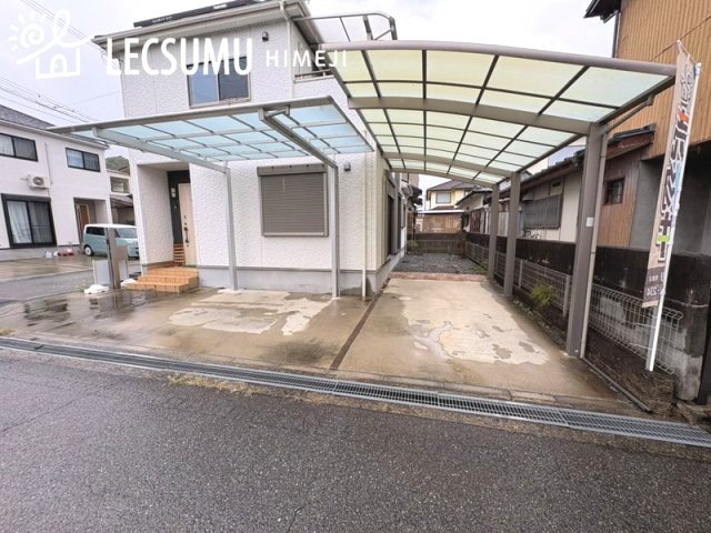 たつの市誉田町福田/中古戸建の駐車場
