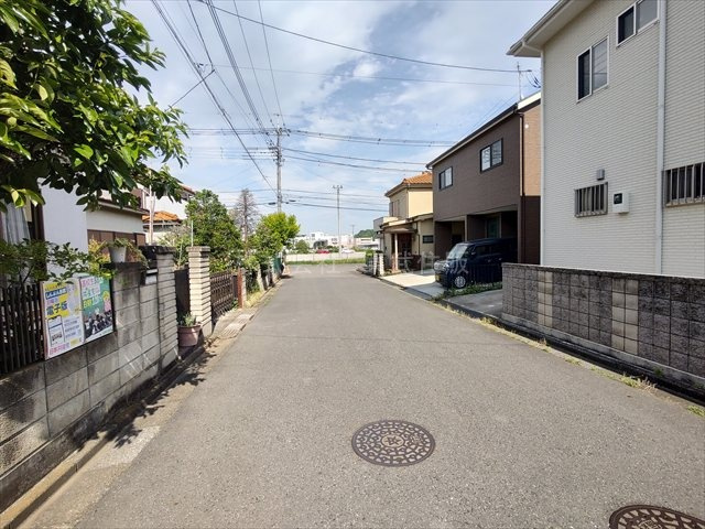 【前面道路含む現地写真】の画像