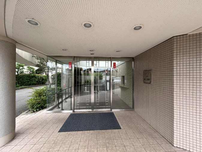 サンヴェール調布多摩川のエントランス