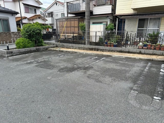 グレイス　メゾン　郡津の駐車場|駐車場に車を止められます
