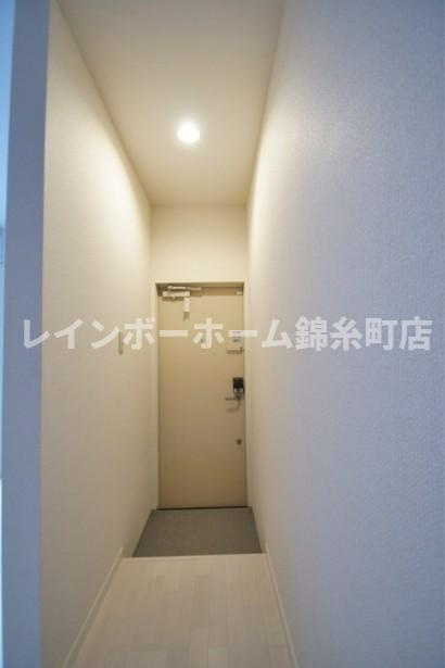 江戸川区南小岩８丁目のアパートの玄関