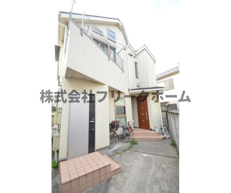 武蔵野市吉祥寺本町４丁目のアパートの外観