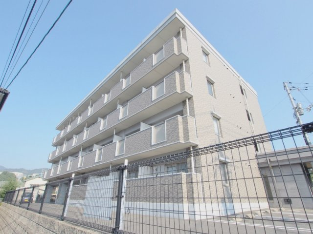 広島市安佐南区安東２丁目の賃貸マンションの外観
