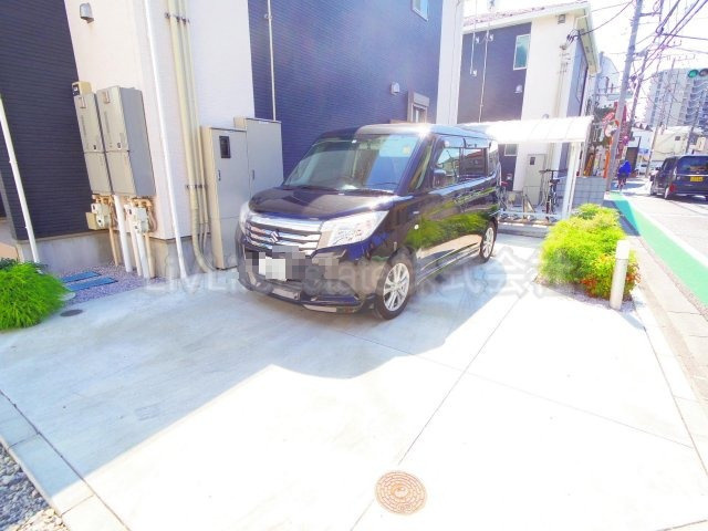 エルノルテの駐車場