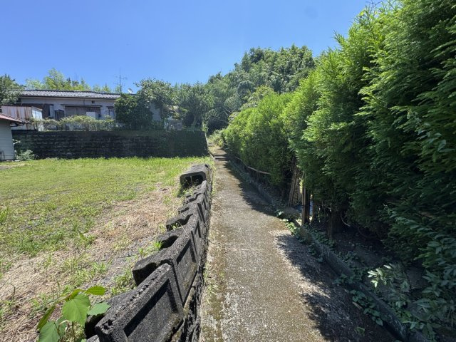 宇城市松橋町豊福の売地の前面道路含む現地写真|南側道路