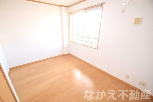 【寝室】 | 開放的な寝室です
