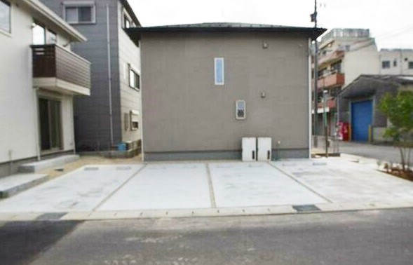 フォレストメゾン大高Ａ棟の駐車場