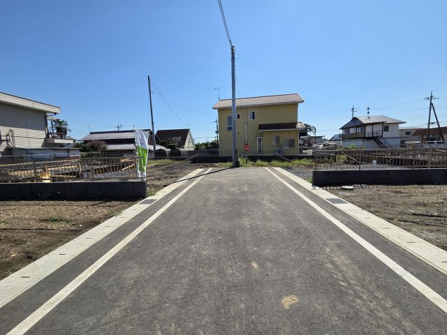 新築　太田市市場町第7　3号棟　Cradle Gardenの前面道路含む現地写真|現地写真　東側前面道路幅員約6ｍ