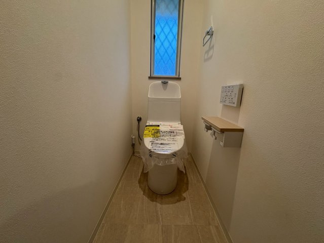 須磨区多井畑東町　リフォーム済中古戸建のトイレ|トイレも気になるポイント
