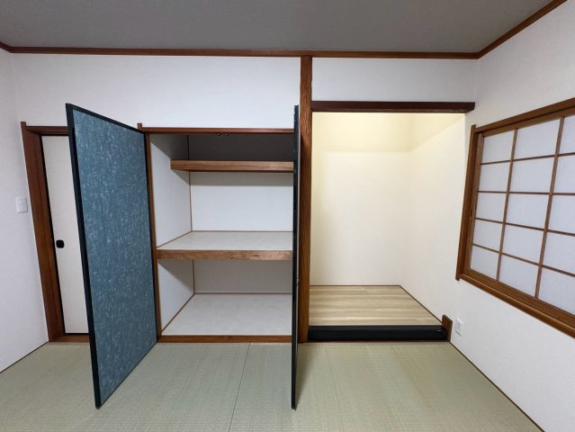 須磨区多井畑東町　リフォーム済中古戸建の和室|和室です