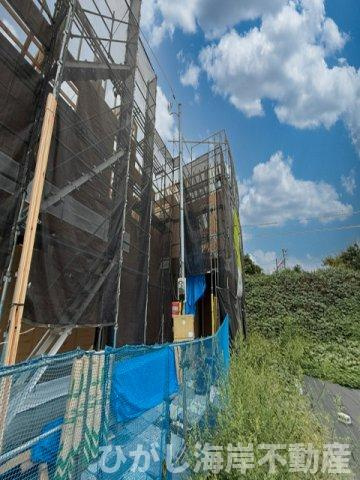 茅ヶ崎市中島　新築戸建　全３棟の外観|9月26日撮影　建築中　現地外観