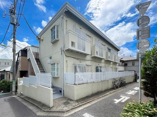 コンフォルト下北沢の外観