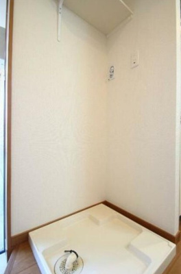 【内装】 | THE ITABASHI HOUSE | 洗濯機置き場