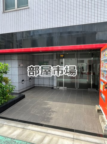 フィオリーシェ東浅草のエントランス