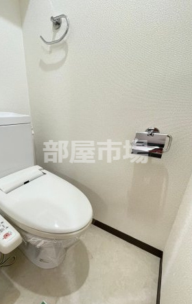 フィオリーシェ東浅草のトイレ