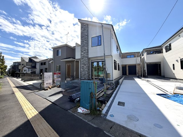 越谷市宮前６期４号棟ケイアイグレース　新築戸建の外観|細部まで丁寧に仕上げられたこだわりのお部屋。新しい生活を思わせるインテリア空間が整いつつあります。