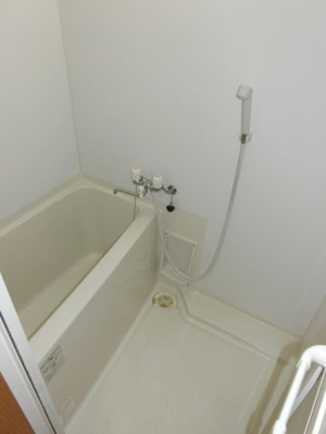 【浴室】 | 吉野町ワンルームマンション | コンパクトで使いやすいお風呂です