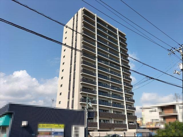 サーパス高知駅レジデンスの外観