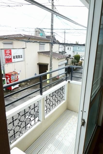 メゾン南町田のバルコニー