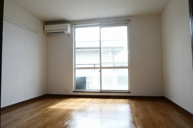 メゾン南町田の寝室
