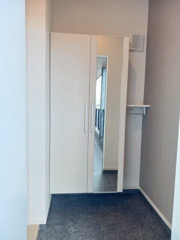 ヴィータの玄関