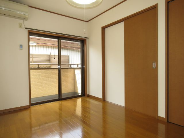 メゾン大内の洋室