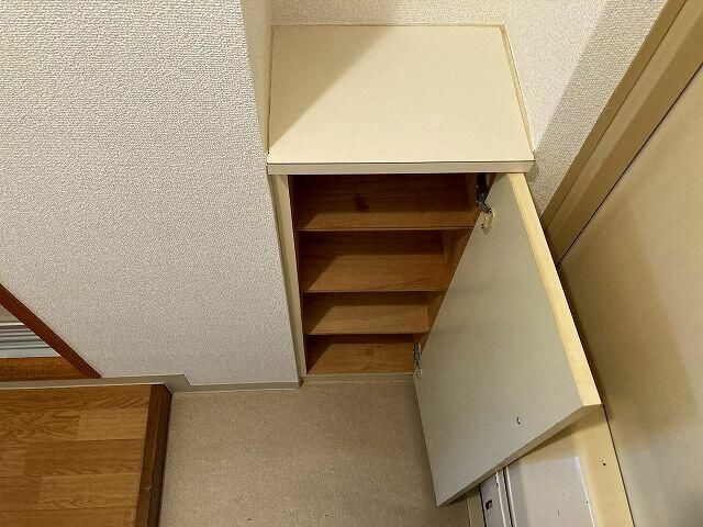 トパーズ目黒の玄関