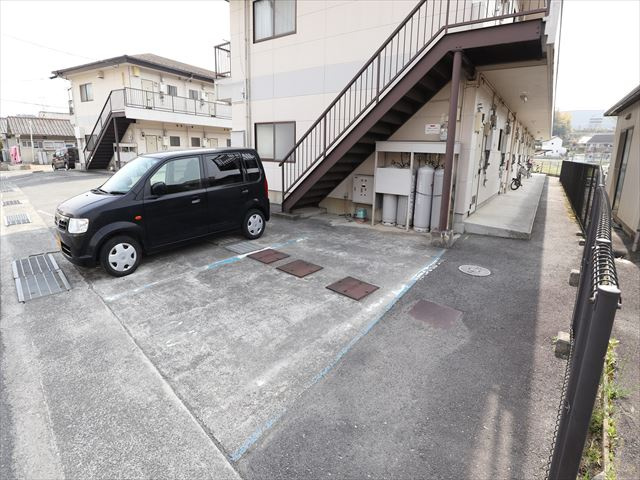 米満ハイツⅠ号棟