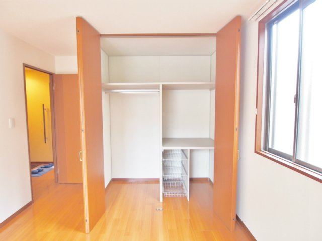 クレール大町東の収納