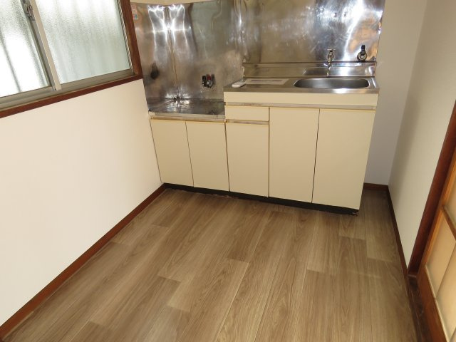 富士ハイツC号棟のキッチン