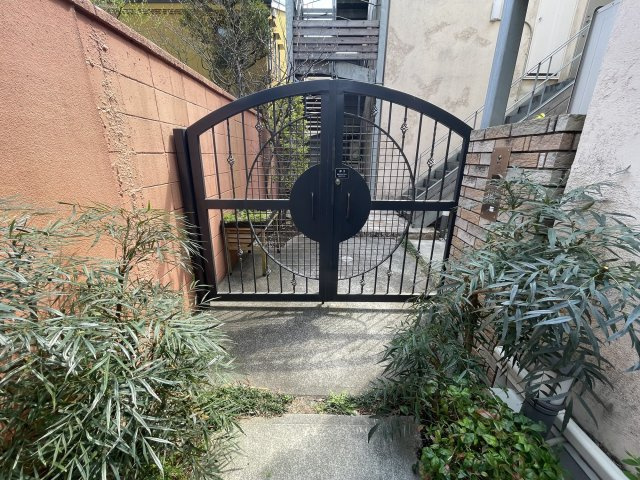 【エントランス】