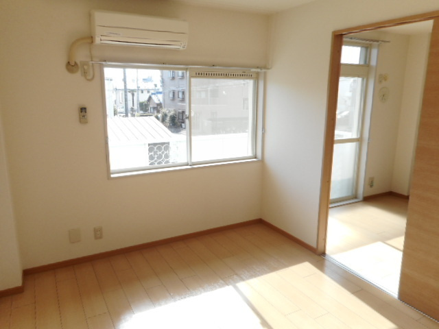 エクセル豊山の内装