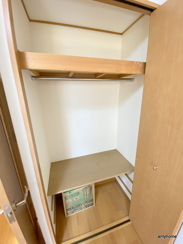 プレサンス東本町　仲介手数料無料の収納