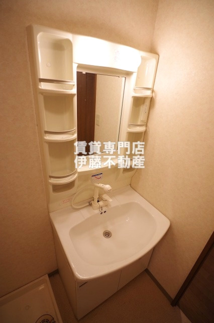 エクセレンス彩の独立洗面台