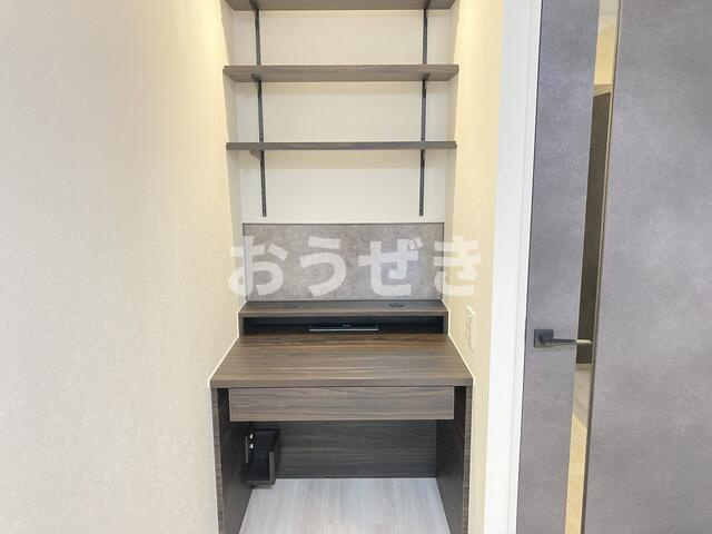 デュオステージ横濱伊勢佐木の収納