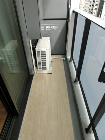 市谷仲之町ビューアパートメントのバルコニー|※写真は同タイプ住戸です。