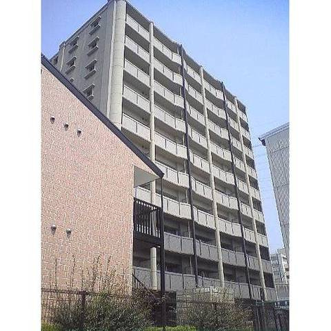 アベンシス・RCの外観