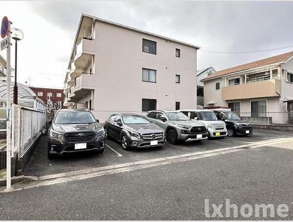 ノーブルハイム玉櫛の駐車場|駐車場があります