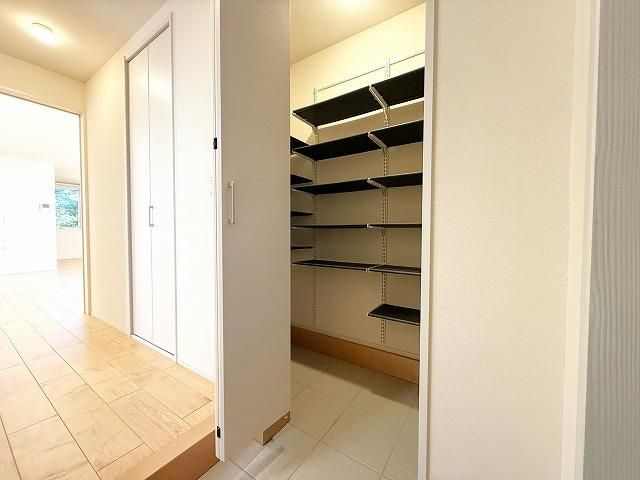 山王２丁目戸建の玄関