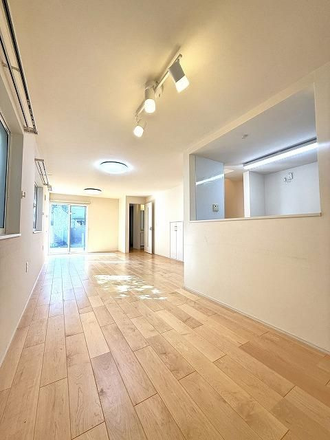 山王２丁目戸建の居間・リビング