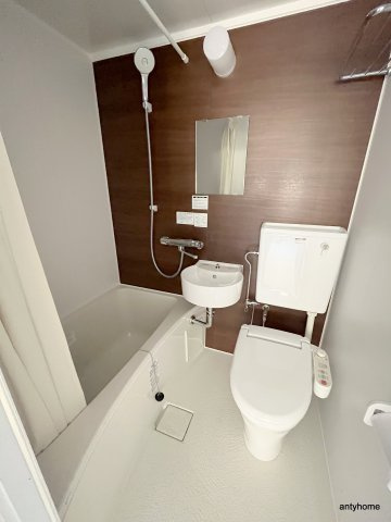 ステュディオ新御堂　仲介手数料無料の浴室