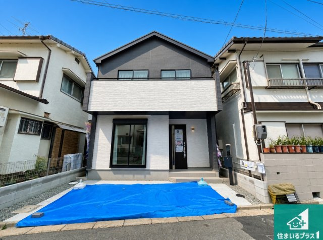 宝塚市末成町　新築一戸建てのトイレ|シンプルなトイレは落ち着く空間！お手入れも簡単です！