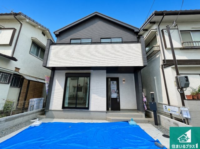宝塚市末成町　新築一戸建て