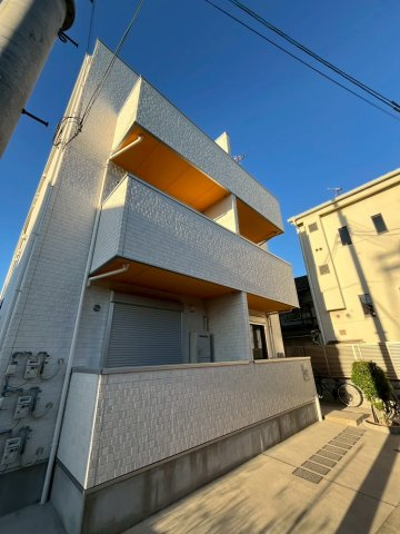 シャンルミエールおおとりの外観