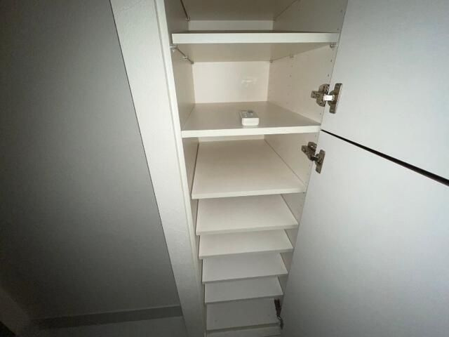 グランパーク町屋の玄関