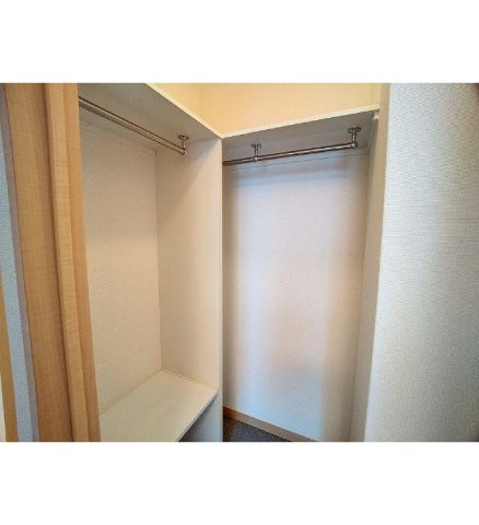 レオパレスエムエムワンの収納