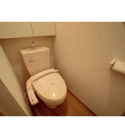 レオパレスエムエムワンのトイレ